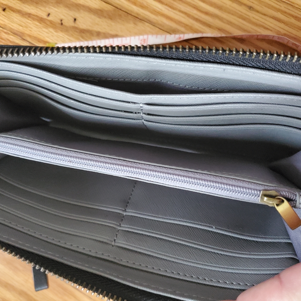 Fossil  Jori Zip Around Midnight Navy Looks Black Leather Wallet Clutch Travel - Picture 5 of 15